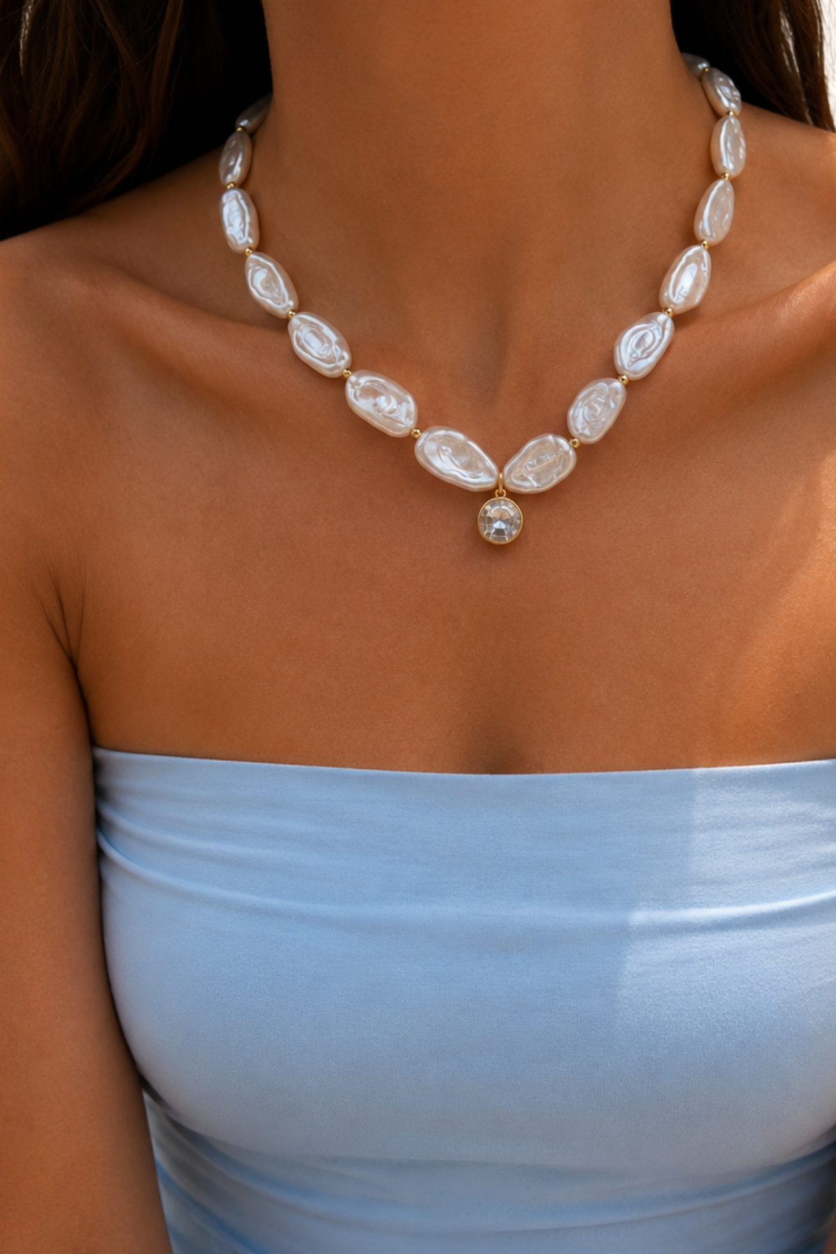 Luna pearl necklace
