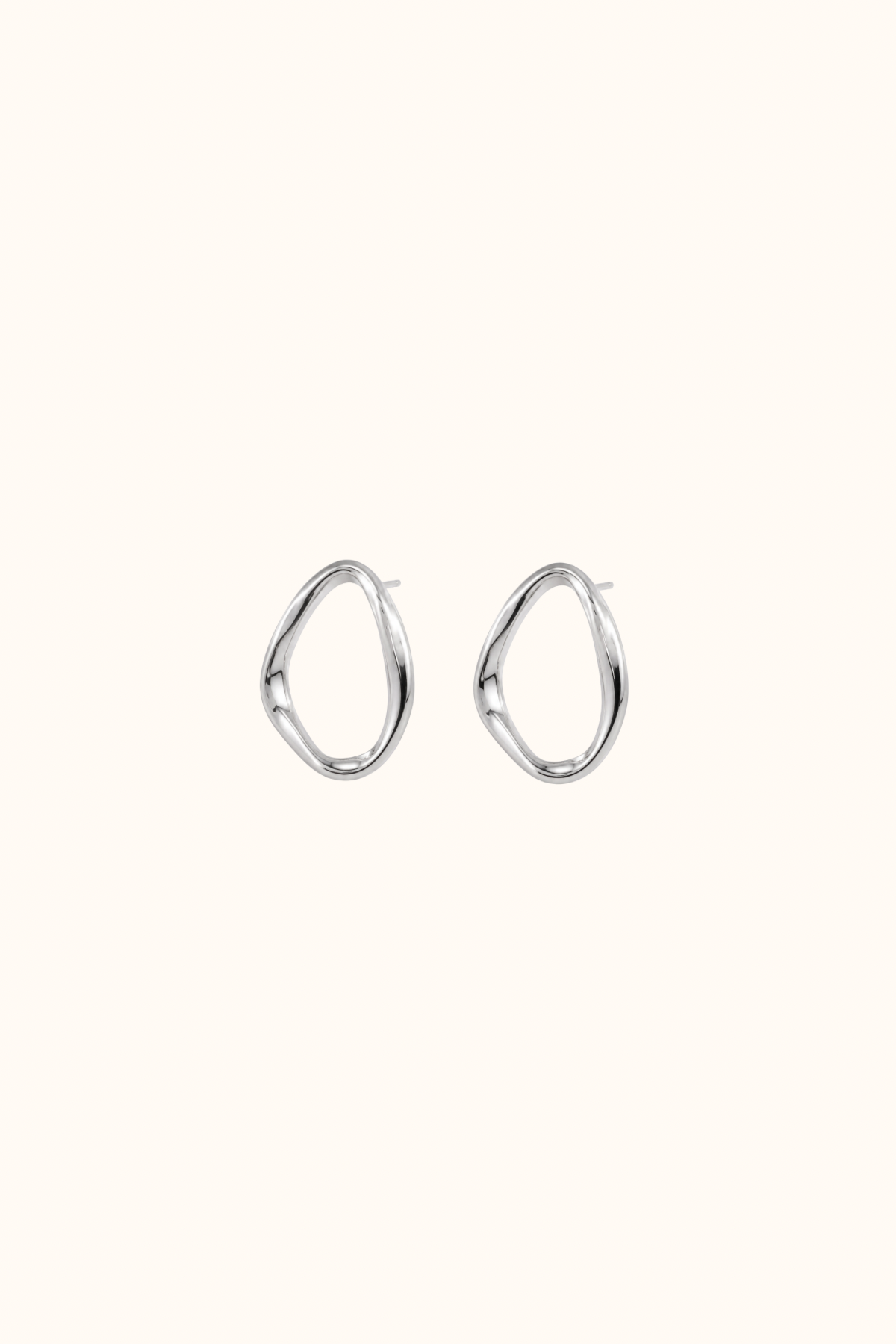 Muse silver earring