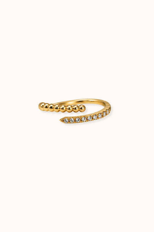 Minimal zircon ring