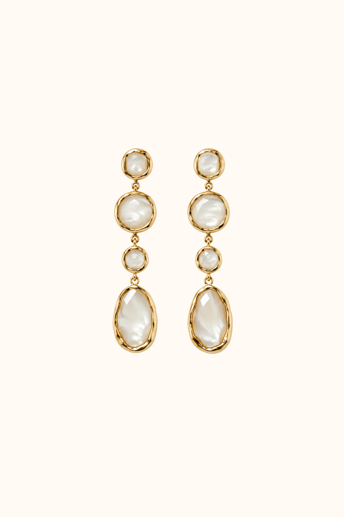 Pearl of the seas earring